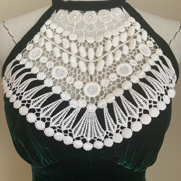 Vintage 60s 70s Green Velvet Halter Crochet Lace Bib Maxi Dress Gunne Goth - Picture 3 of 12